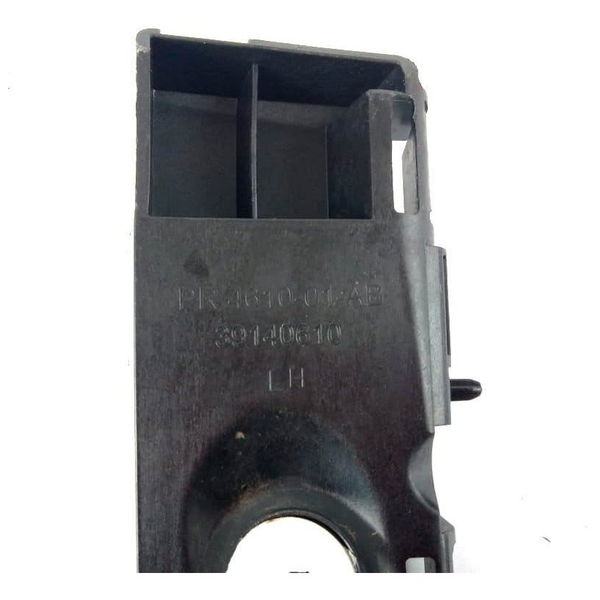 Guia Parachoque Traseiro Esquerdo Cruze Hatch 19 Orig 14010