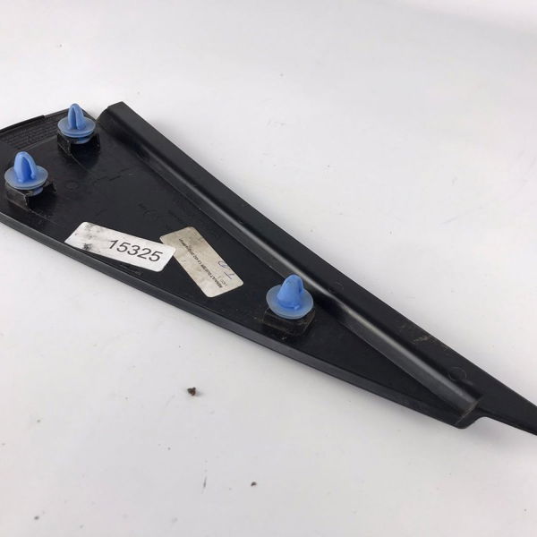 Moldura Vidro Fixo Porta Traseira Direita Duster 2014