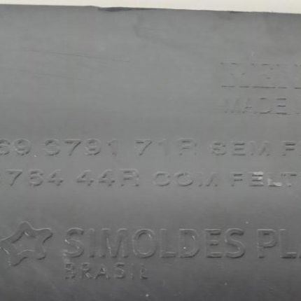 Moldura Da Coluna Porta Malas Renault Duster 2014 Orig 15479