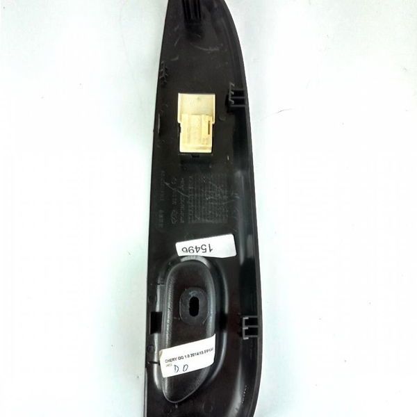 Botão Vidro Porta Dianteira Direito Chery Qq 2015 Orig 15496