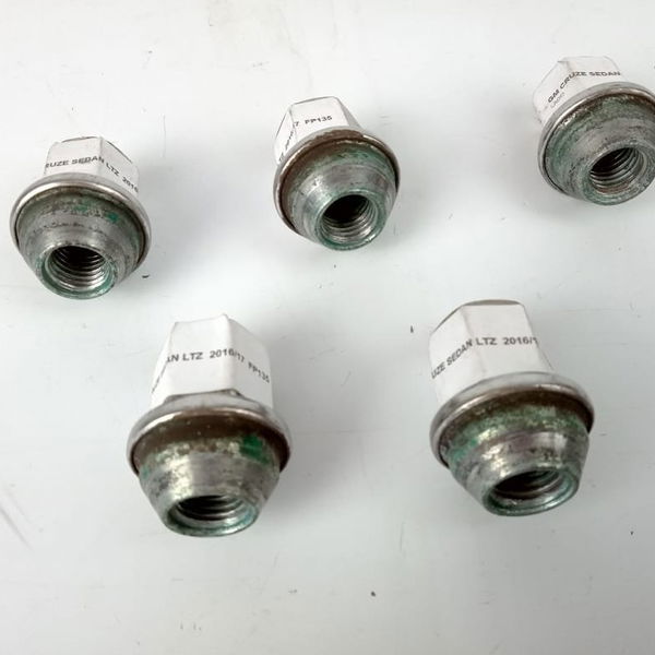 Jogo Porca Parafuso Roda Gm Cruze Sedan Ltz 17 Orig (16337)
