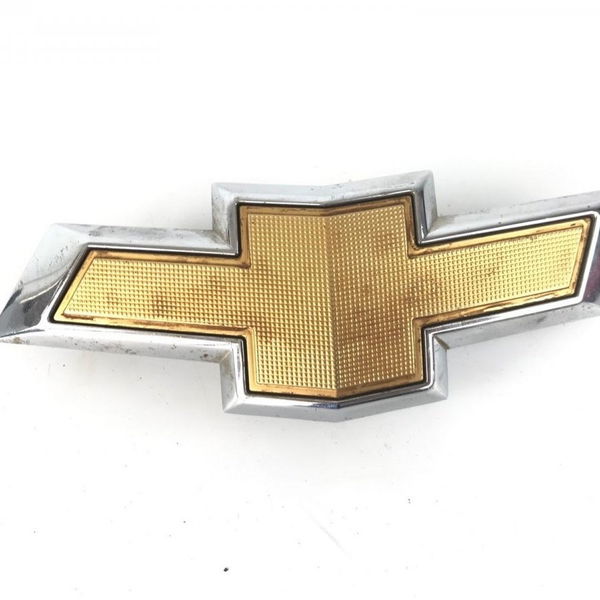 Emblema Chevrolet Grade Dianteira Cruze 2017 Original 16444