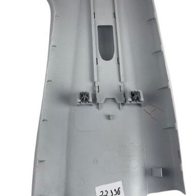 Acabamento Esquerdo Coluna Central Sup. Peugeot 2008 2017