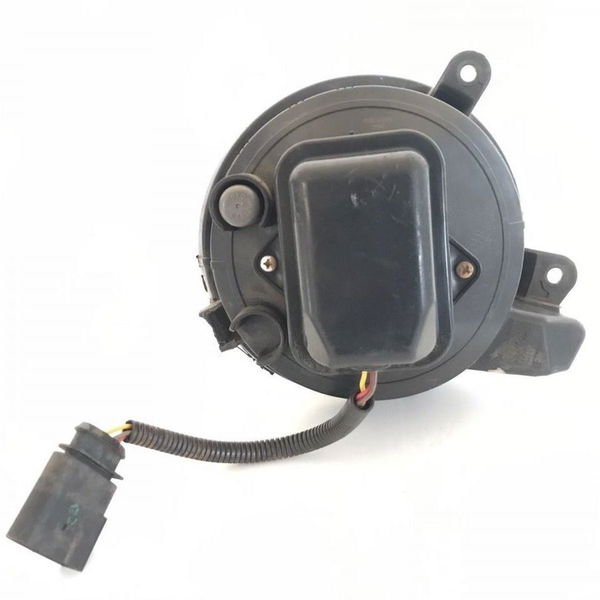 Farol De Milha Esquerdo Saveiro Cross G5/g6 C/detalhe 15717