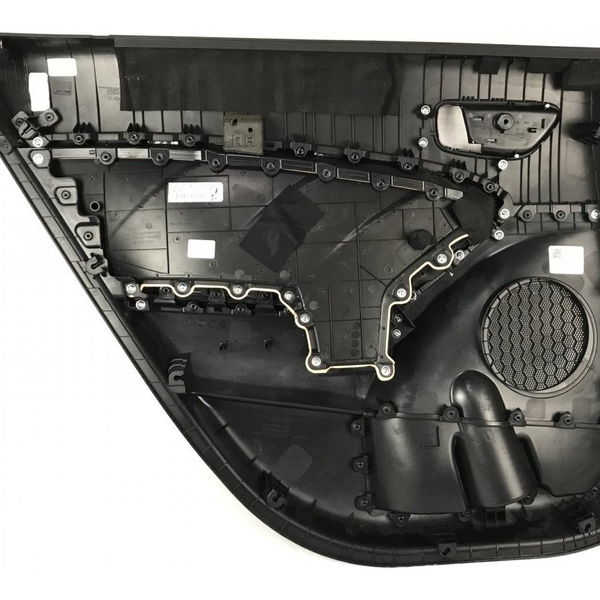 Forro De Porta Traseira Direita Kia Cerato Sx 2017 (24675)