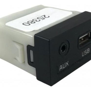 Entrada Usb/auxiliar Kia Cerato 1.6 2017 Original (25380)