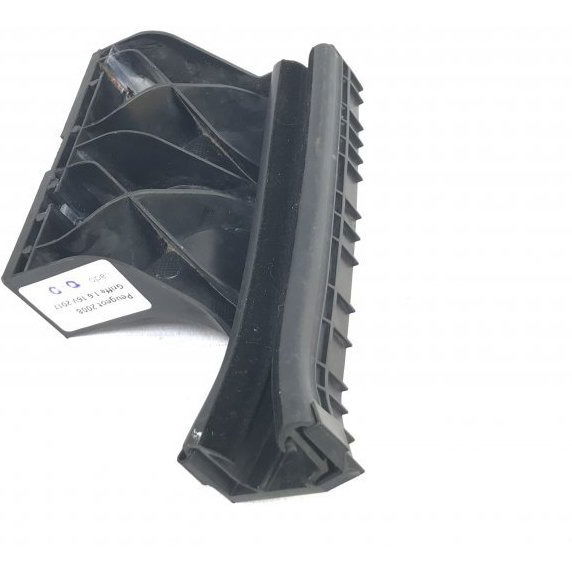 Guia Vidro Porta Dianteira Direita Peugeot 2008 2017 (26031)