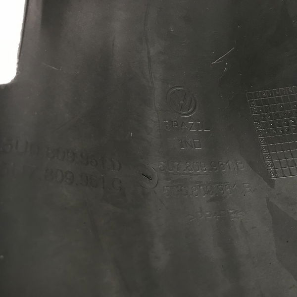Parabarro Dianteiro Esquerdo Voyage 2020 C/detalhe (26071)