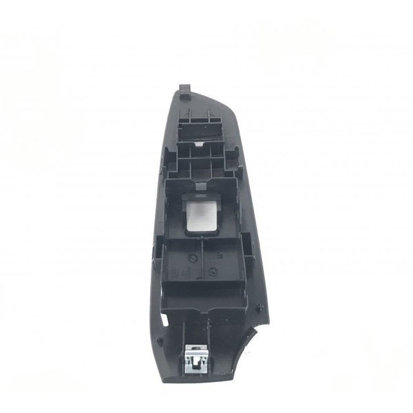 Moldura Comando Vidro Dianteiro Direito Tracker 2019 27683