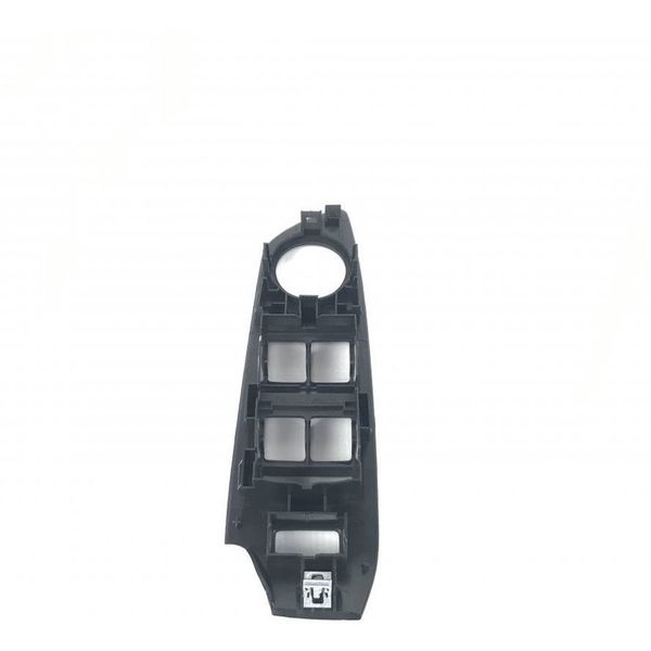 Moldura Comando Vidro Dianteiro Esquerdo Tracker 2019 27682