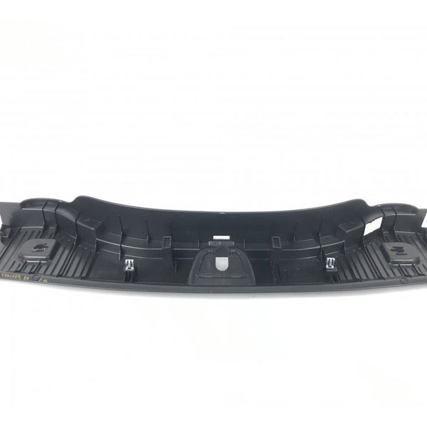 Soleira Porta Malas Gm Tracker Premier 2019 Original 27725