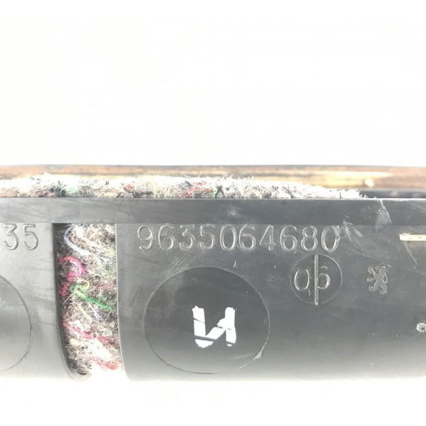 Difusor Ar Traseiro Esquerdo Peugeot 307 2012 Original 30983