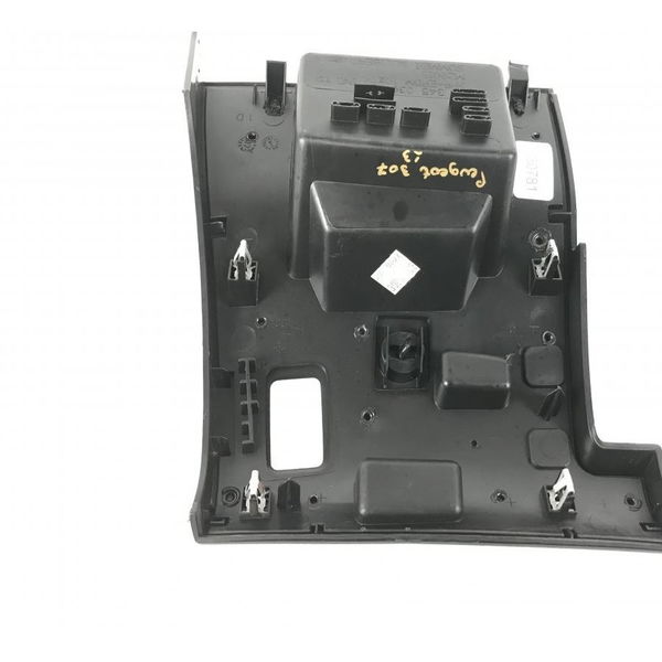 Tampa Caixa Fusíveis Peugeot 307 2012 Original (30781)