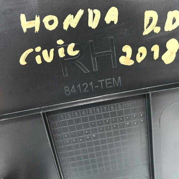 Acabamento Coluna Central Direito Honda Civic 2018 (31445)