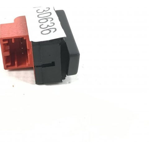 Botão Trava Elétrica Porta Fox Pepper 1.6 Msi 2016 (30636)