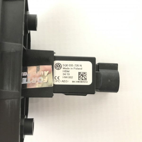 Entrada Usb Painel Vw Up 2019/2020 Original (31561)