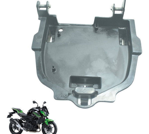 Acabamento Inferior Banco Traseiro Kawasaki Z 400 19-23 Orig Preto