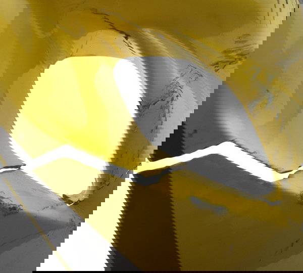 Carenagem Farol C/ Avaria Suzuki Gsx-r Srad 1000 02-05 Orig