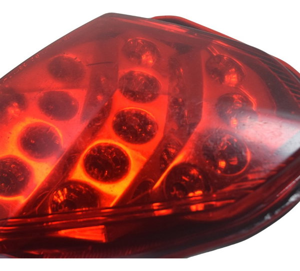 Lanterna Traseira C/avaria Suzuki Gsx-r Srad 1000 02-05 Orig