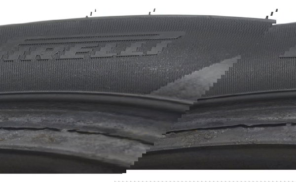 Pneu Pirelli Diablo Rosso 2 140/70-17