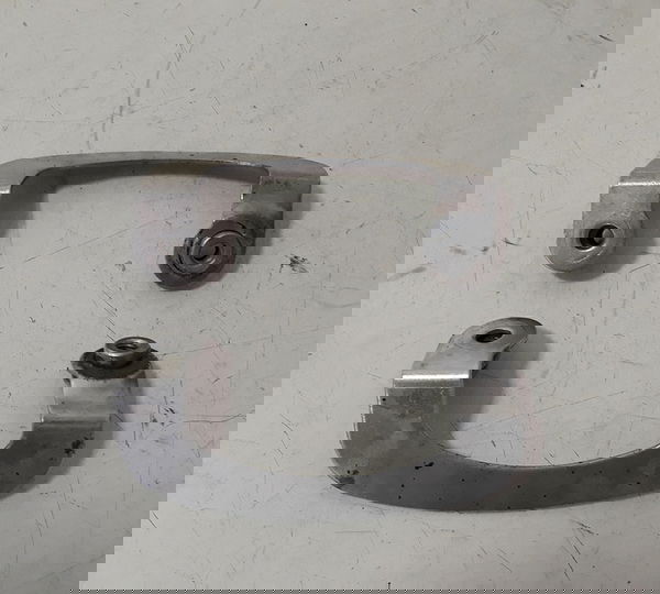 Suporte Paralama Dianteiro Honda Cg 125 14/18 Orig 53931 Prateado