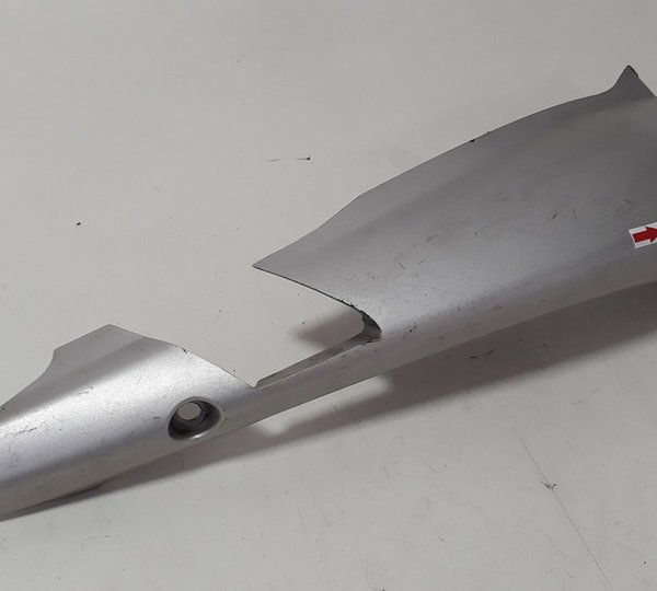 Carenagem Rabeta Honda Xre 300 10/18 L/d Orig Detalhe 49011 Prateado