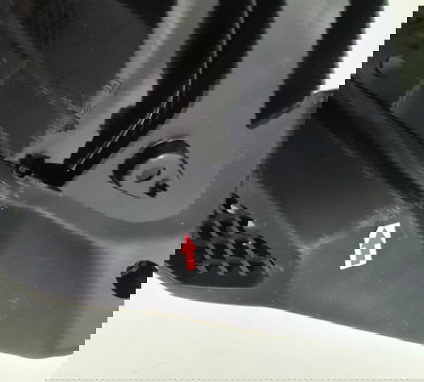 Acabamento Carenagem Direita Tanque Bmw G310gs Orig 44652