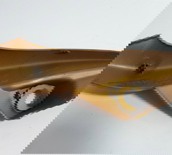 Bananinha Farol Esq Honda Cb 300 10/15 Orig (detalhe) 12031