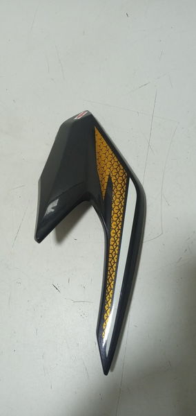 Carenagem Bananinha Esq Cb 250 Twister 17/20 Avaria 18262