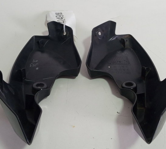 Par Acabamento Carenagem Yamaha Factor 150 17/20 Orig (4249) Preto