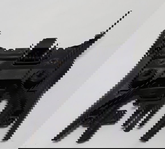 Acabamento Chassi/trava Banco Bmw F 800gs 2015ori 35482 Leia Preto