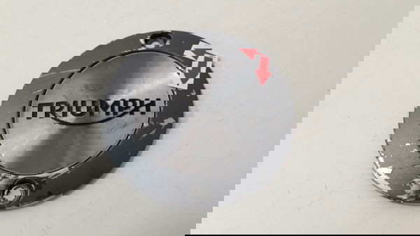 Emblema Tampa Motor Esq Bonneville T100 2020 Avaria 40266