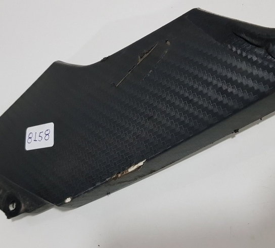 Acabamento Carenagem Tanque Dir Bmw F800 F 800 Gs Orig 8158 Não Se Aplica