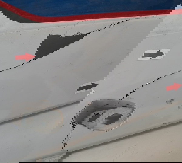 Carenagem Lateral Dir Bmw S 1000rr 15/19 (avaria) Orig 15716 Branco