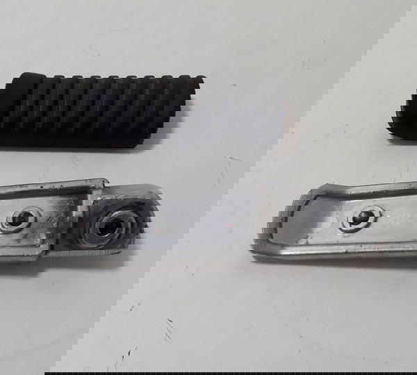 Pedaleira Traseira Kawasaki Ninja 650 L/d Orig 40646