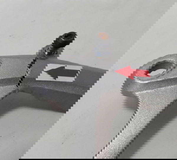 Bacalhau Dianteiro Yamaha R1 09/14 L/e Orig Quebrado 40768