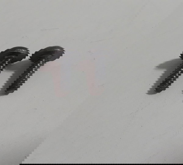 Parafuso Acabamento Duto Ar Yamaha R1 09/14 L/d Orig 40848