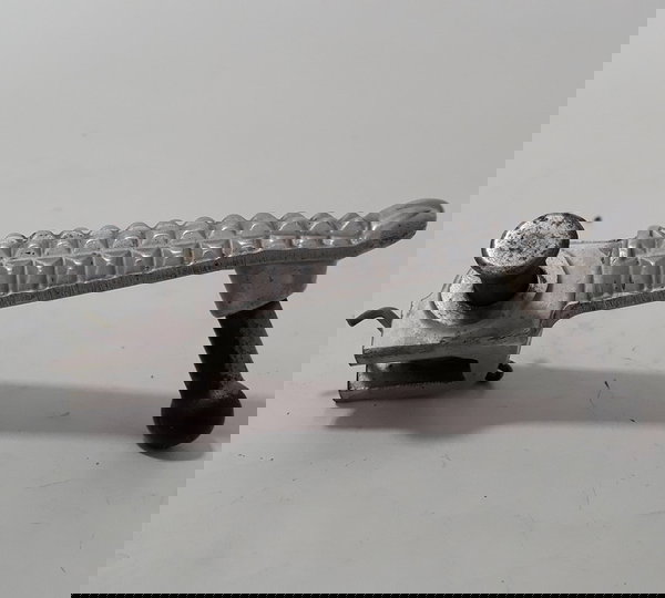 Pedaleira Dianteira Yamaha R1 09/14 L/e Orig Torta 40810