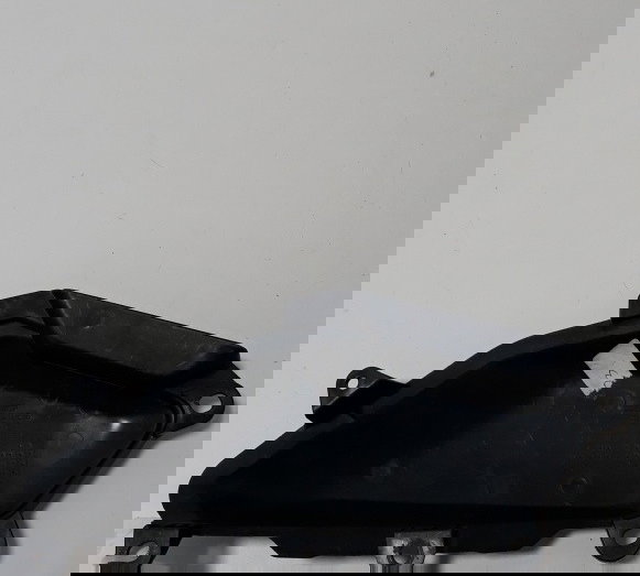 Acabamento Rabeta Esq Yamaha Nmax 21/22 Ori 31633 Avaria Preto