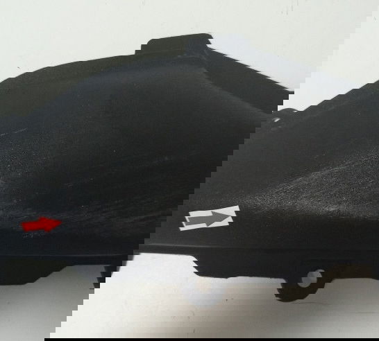 Acabamento Dir Rabeta Yamaha N-max 160 17/20 Avaria 6401 Preto