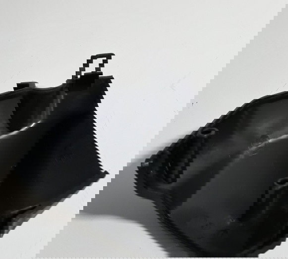 Acabamento Tampa Filtro Ar N-max 160 17/20 (detalhe) 12142