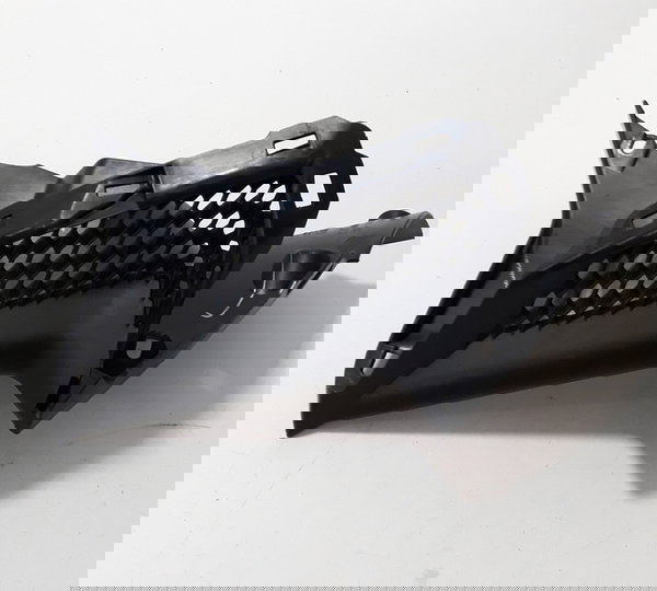 Acabamento Aba Tanque Esq Fazer 250 18/23 Ori Quebrado 38904 Preto