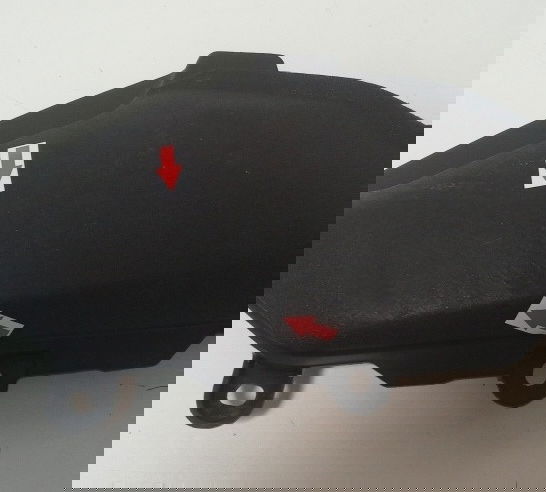 Acabamento Esq Rabeta Yamaha N-max 160 17/20 Avaria 11536 Preto