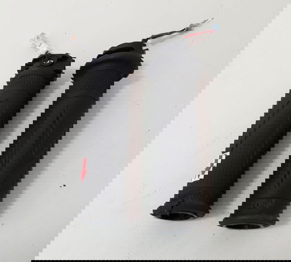 Par Manopla Triumph Tiger 900 Original Avaria 40553 Preto