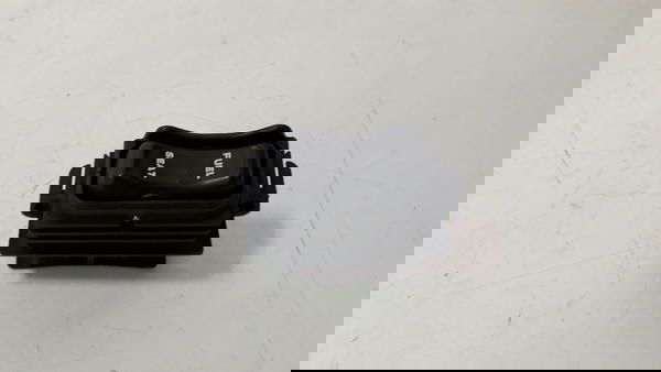Botao Trava Banco Tampa Tanque Pcx 150 13/18 Orig 53640