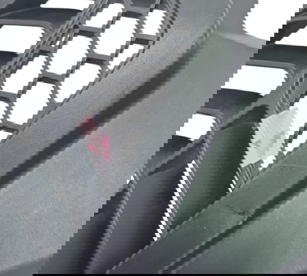 Grade Radiador Honda Adv 150 21/24 Original Descrição 53026 Preto