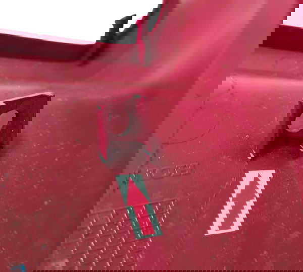 Carenagem Lateral Esq Honda Adv 150 20/24 Descrição 53203 Vermelho