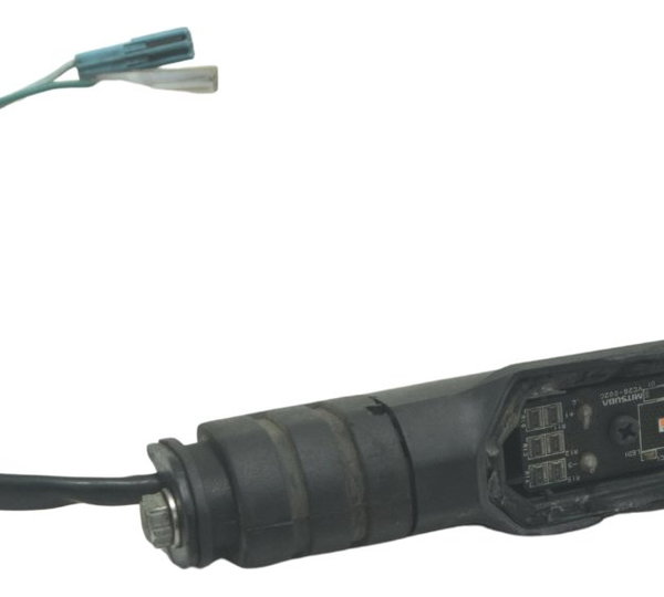 Pisca Traseir Dir C/ Avaria Honda Cb 300f Twister 23-24 Orig Direito Preto