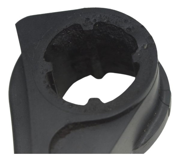 Guia Tampa Pinhão C/ Avaria Yamaha Mt 07 15-18 Original