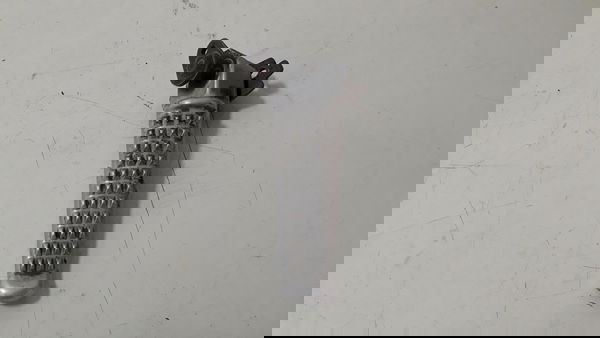 Pedaleira Traseira Honda Cbr 600f 12/14 L/e Detalhe 52076